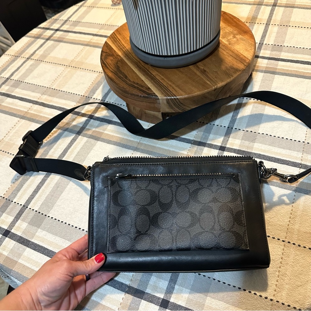 Coach crossbody